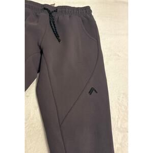 LDB Better Than Our Best  Men’s jogger. Size Medium. Charcoal gray.